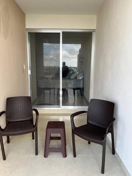 2 Bedroom Condo, Pool, Great Wifi & Tvs Apartment